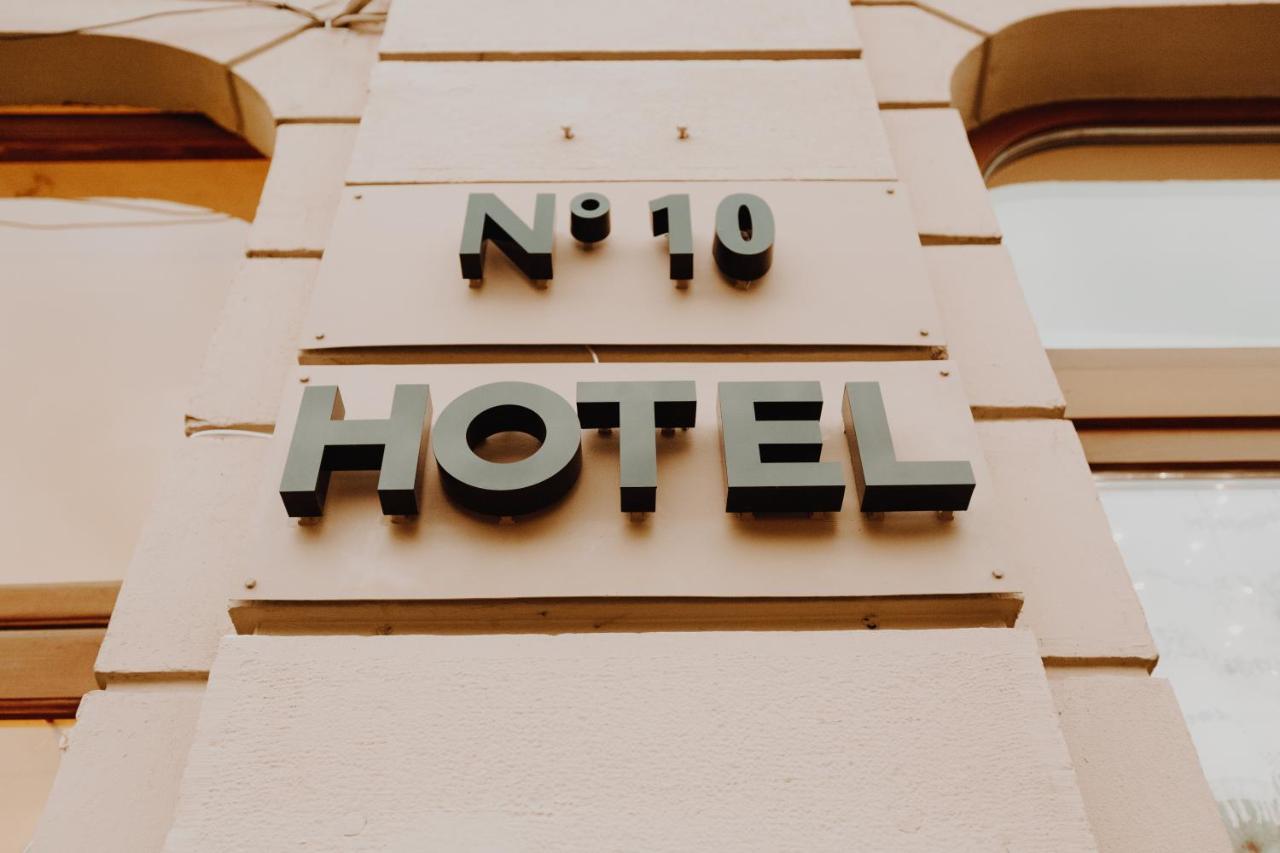 Hotel N°10 Lviv Exterior photo